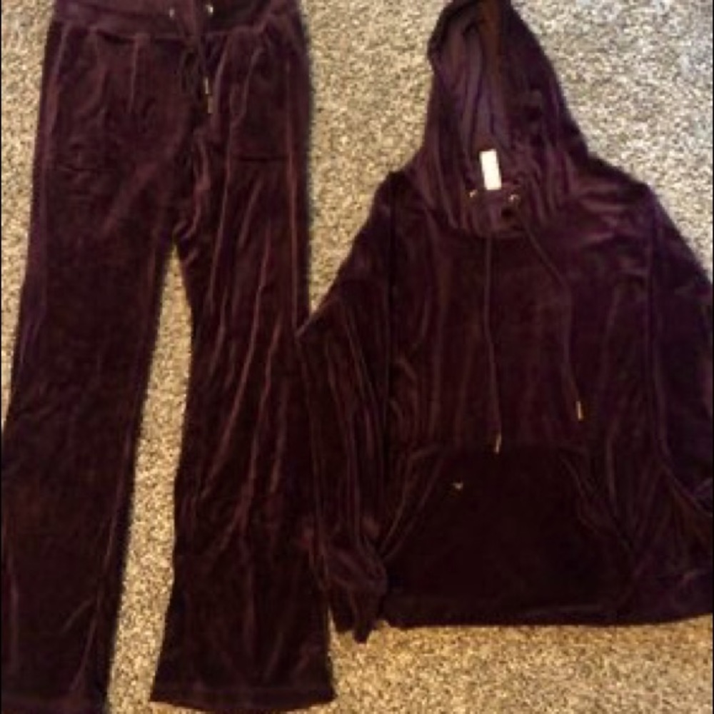 Velvet sweat suit